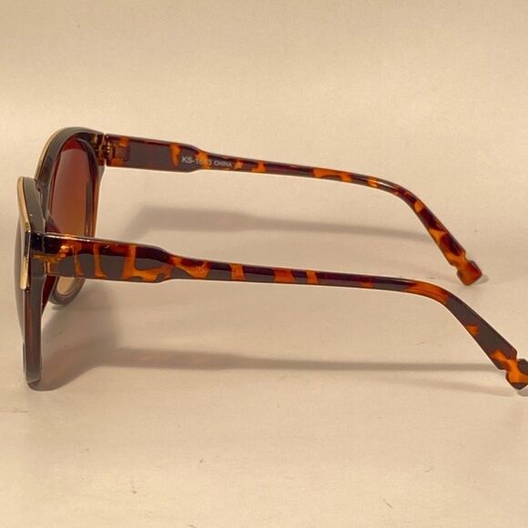 0973 Evita Round Eyebrow Sunglasses Tortoise with Gold Detail New - Picture 4 of 9